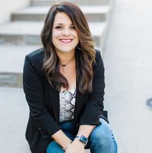 Meet your Posher, Dana